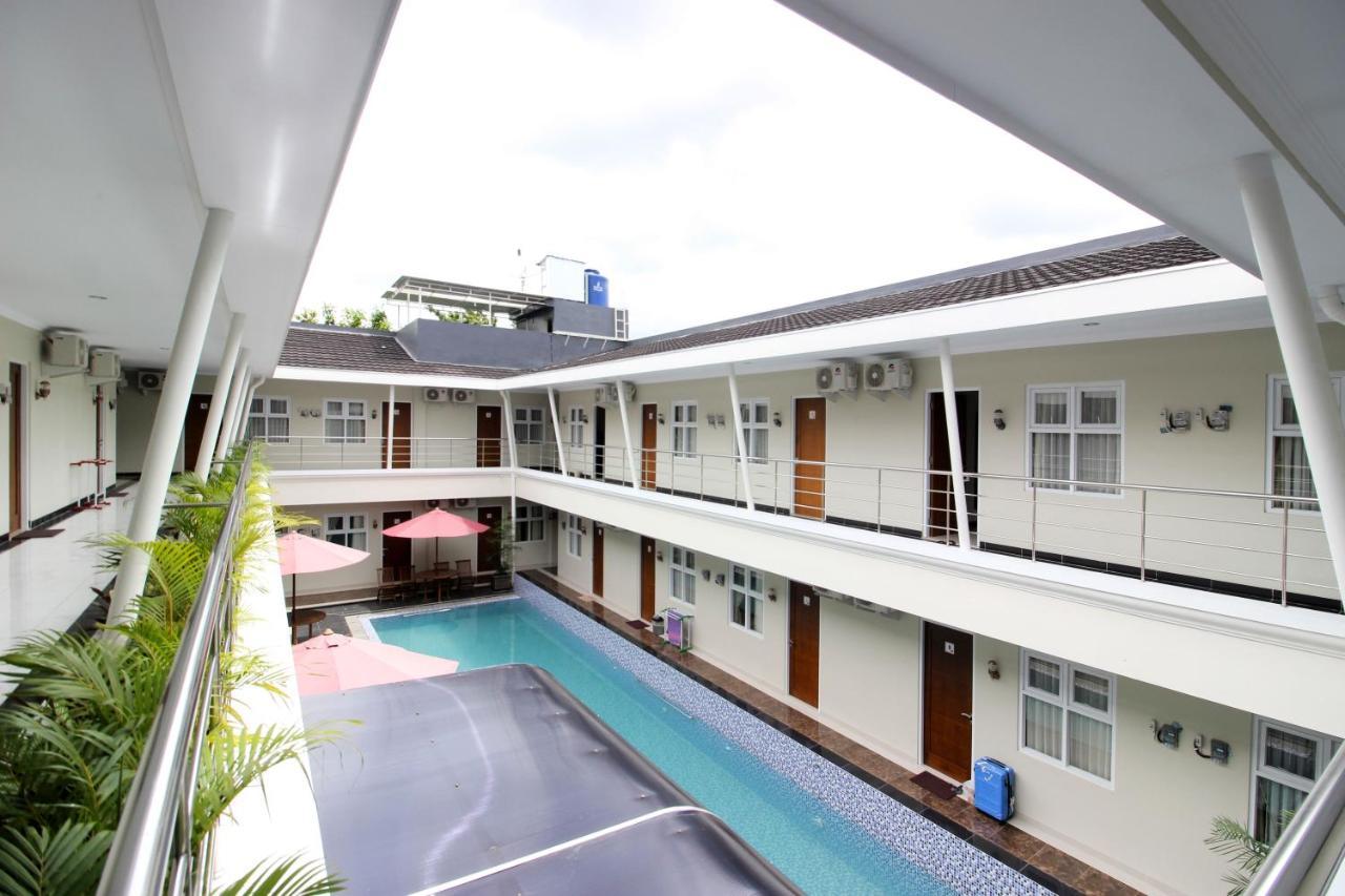 Reddoorz Syariah Plus @ Jakal Bawah 3 Kejayan Exterior photo