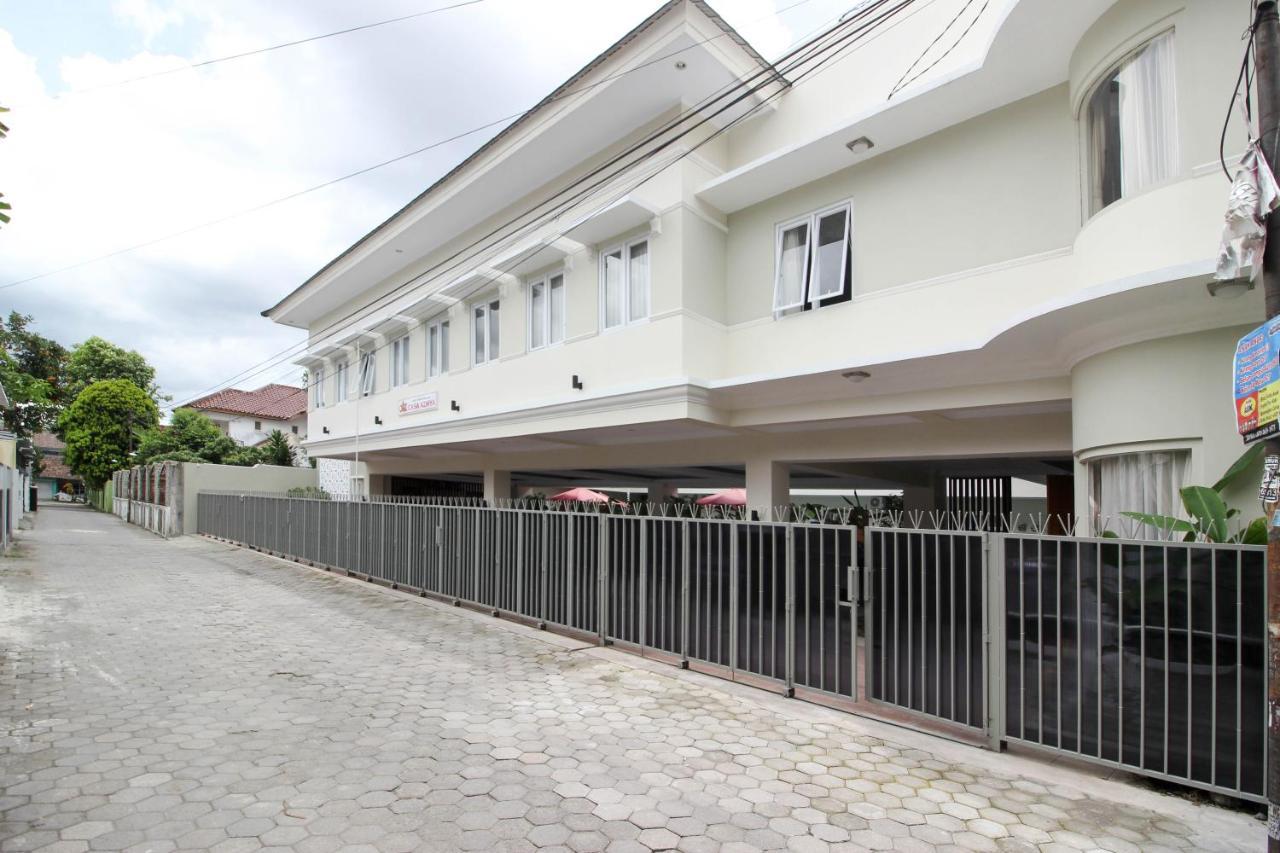 Reddoorz Syariah Plus @ Jakal Bawah 3 Kejayan Exterior photo